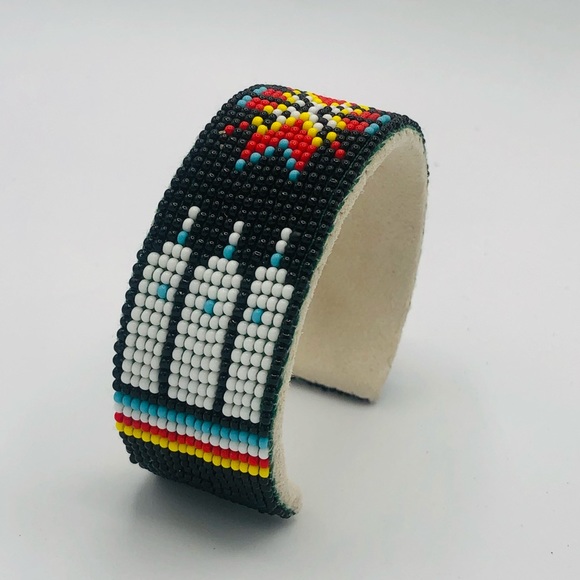 SOLD NATIVE AMERICAN STYLE CUFF BRACELET - Picture 2 of 8